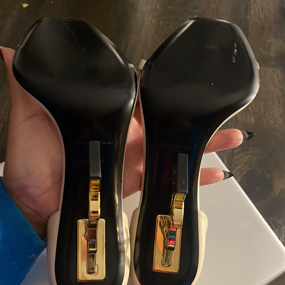 Authentic Ysl Pump - image 6